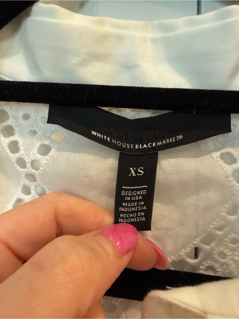 NWOT White House Black Market Kimono Sleeve Eyelet Blouse - Picture 3 of 4